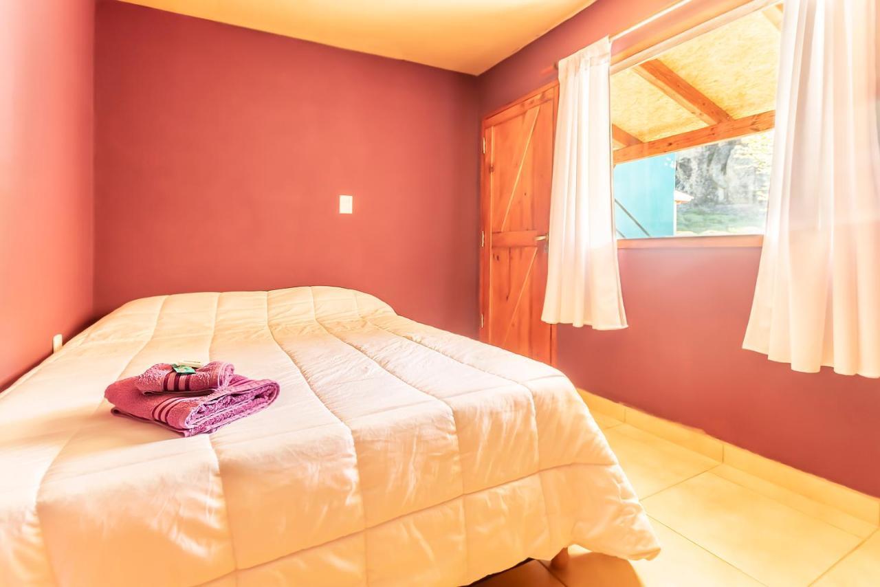 Hostel Luna Country Эль-Чальтен Экстерьер фото