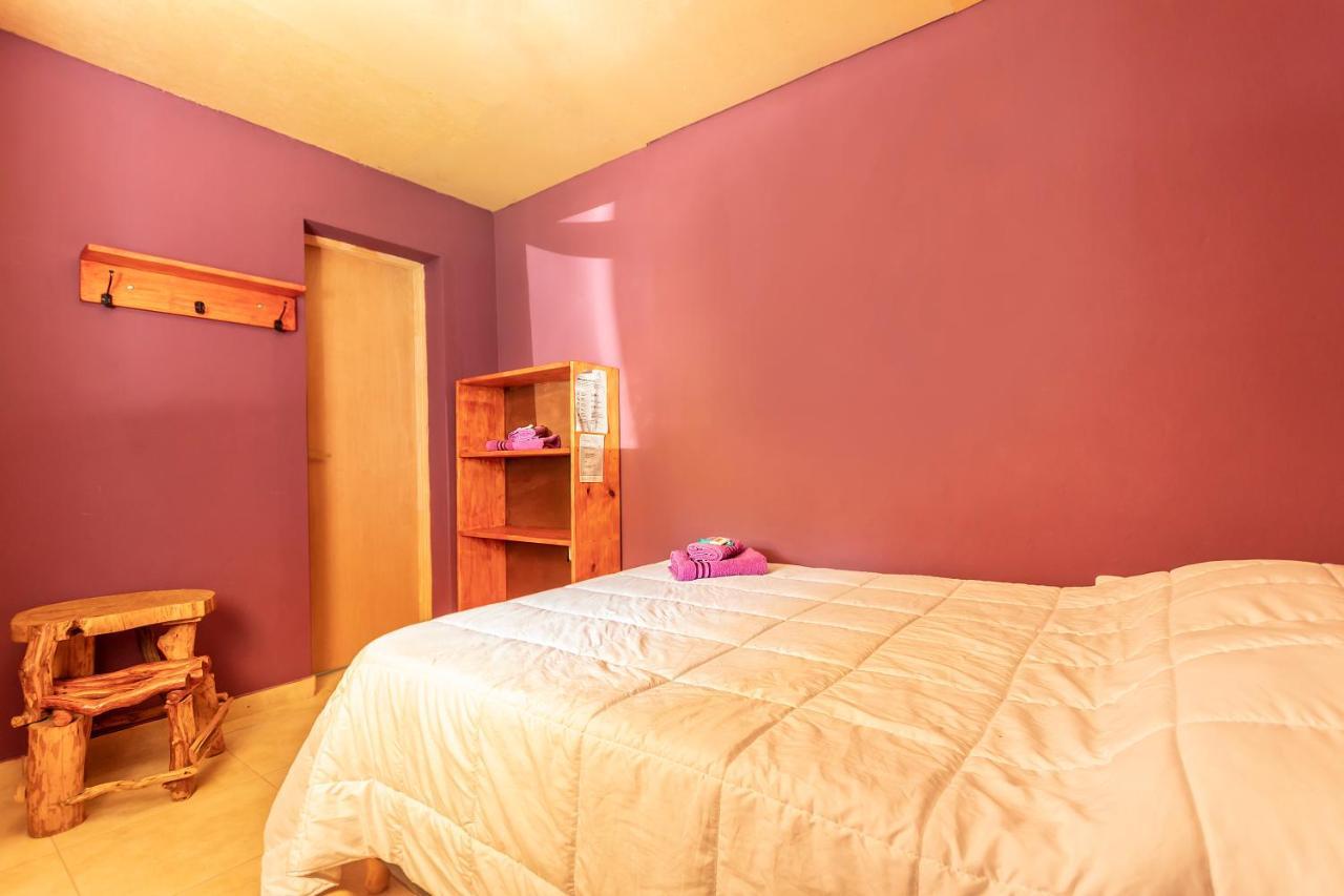 Hostel Luna Country Эль-Чальтен Экстерьер фото