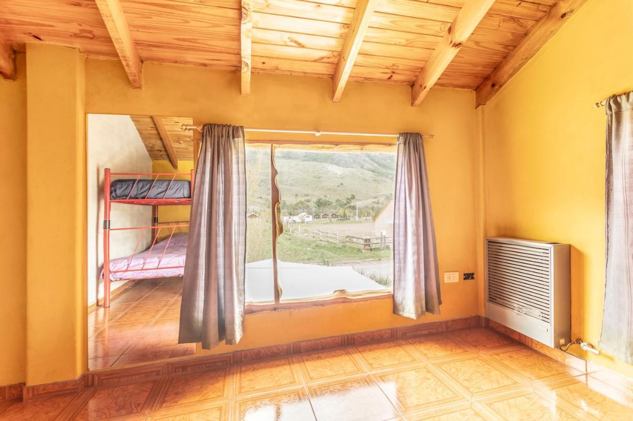 Hostel Luna Country Эль-Чальтен Экстерьер фото