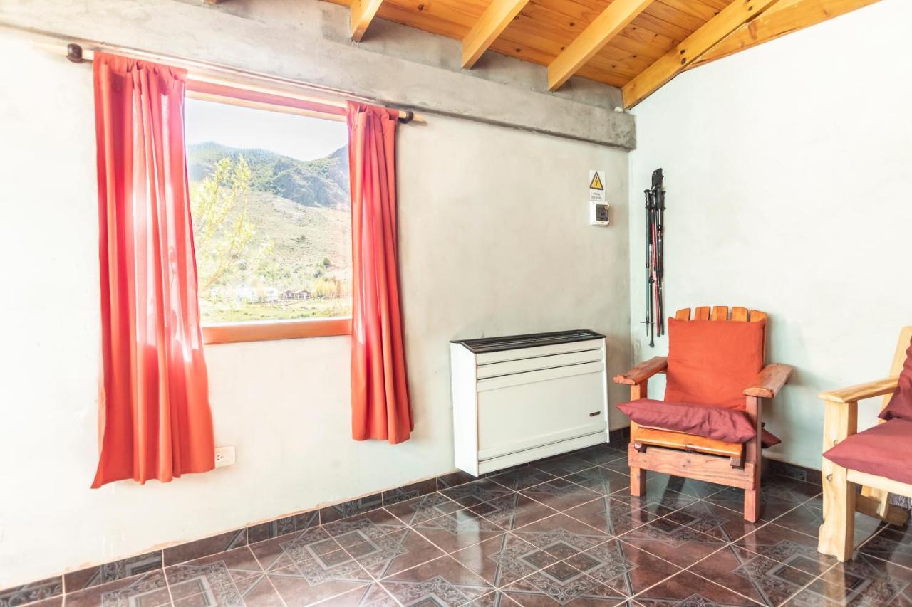 Hostel Luna Country Эль-Чальтен Экстерьер фото