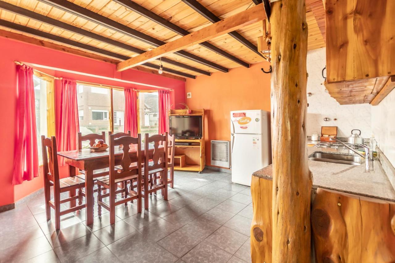 Hostel Luna Country Эль-Чальтен Экстерьер фото